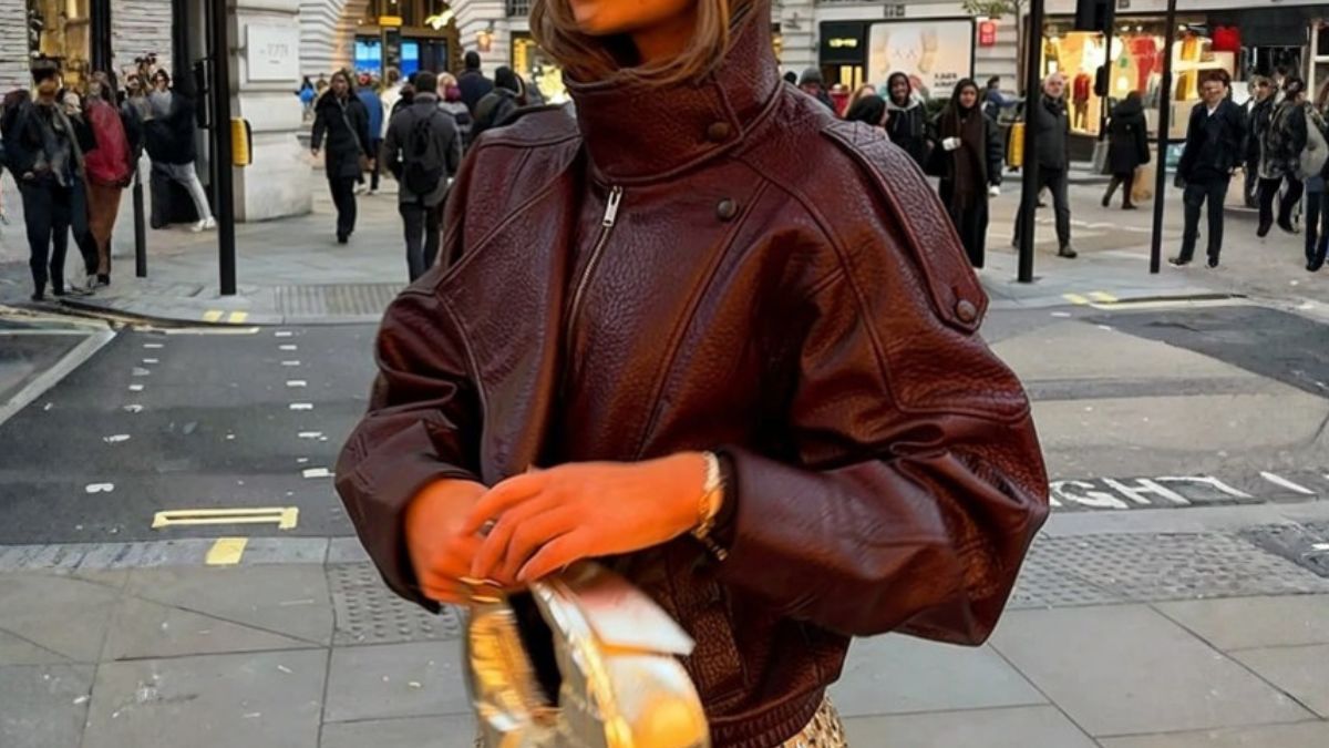 Este otoño, usar camperas de cuero no va más: el abrigo en tendencia que ya pisa fuerte en los sunsets