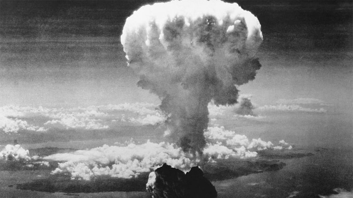 Estados Unidos lanzaba su segunda y última bomba nuclear a Japón en la ciudad de Nagasaki.