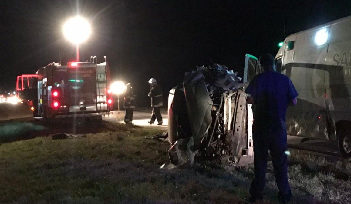 Chocó de frente contra un camión. Fotos Noticias Tornsquit