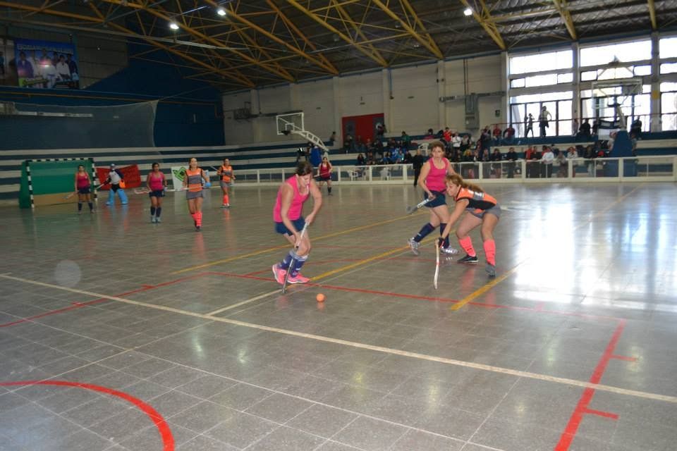 Exitoso torneo de mami hockey en Malargüe