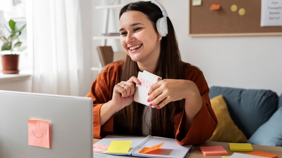 La sabiduría japonesa invita a dejar de luchar contra cada error y ver valor en lo que simplemente es, sin necesidad de que sea perfecto. La sabiduría japonesa invita a dejar de luchar contra cada error y ver valor en lo que simplemente es, sin necesidad de que sea perfecto.