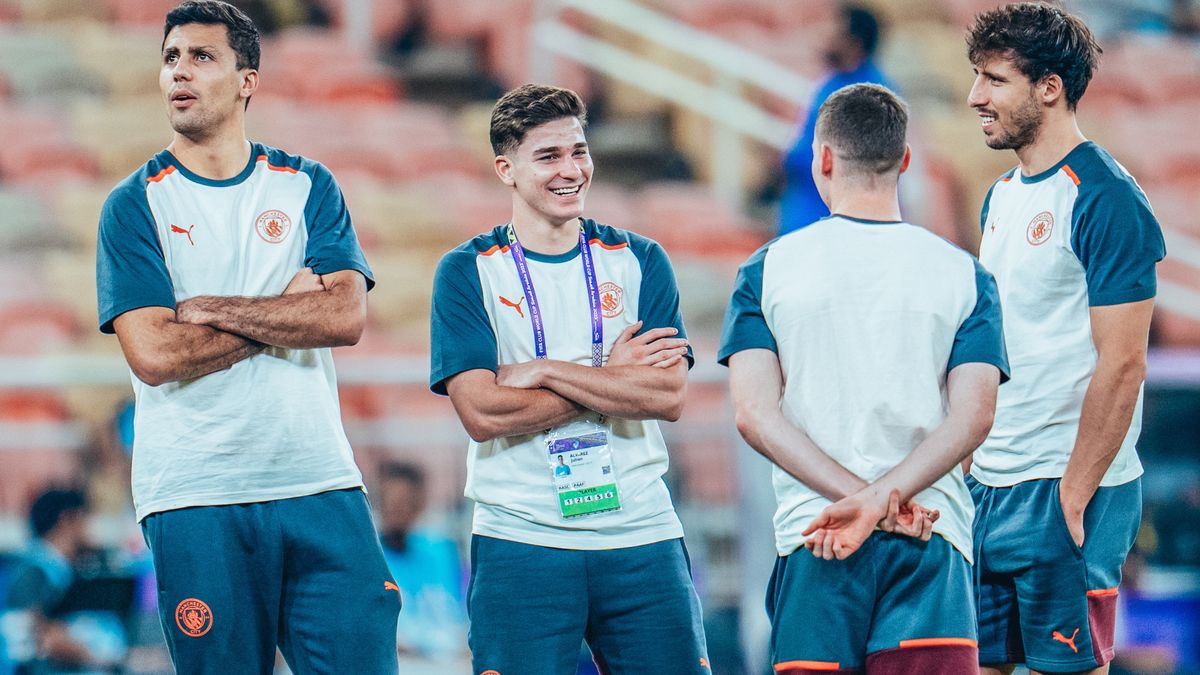 Julián va por el título que le falta