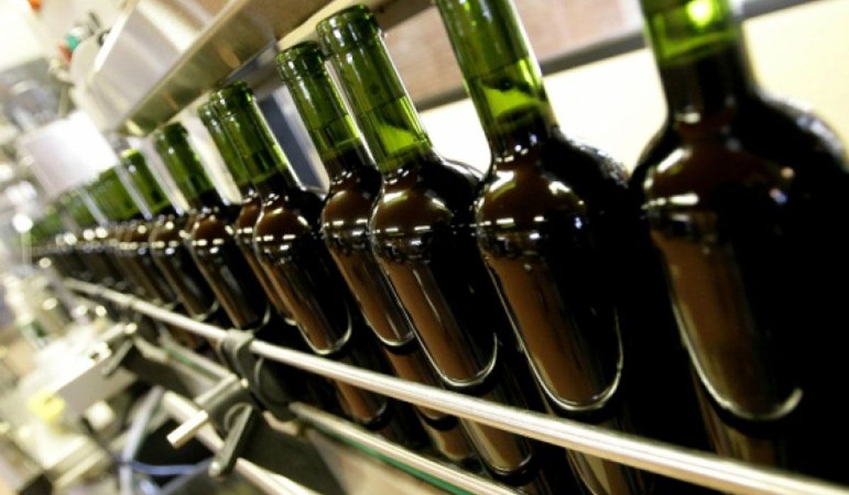 Bodegueros alertan que siguen faltando botellas para vino y las que hay son 50% más caras
