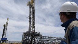 Advirtieron que congelar los precios de los combustibles paralizará Vaca Muerta