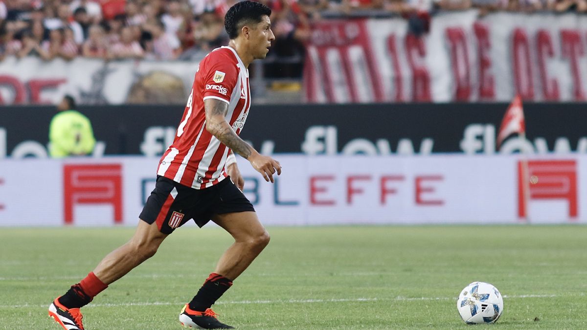 El mendocino Enzo Pérez pasa, al igual que su equipo, Estudiantes de La Plata, un buen momento en el arranque de la Copa de la Liga. El mendocino Enzo Pérez pasa, al igual que su equipo, Estudiantes de La Plata, un buen momento en el arranque de la Copa de la Liga.