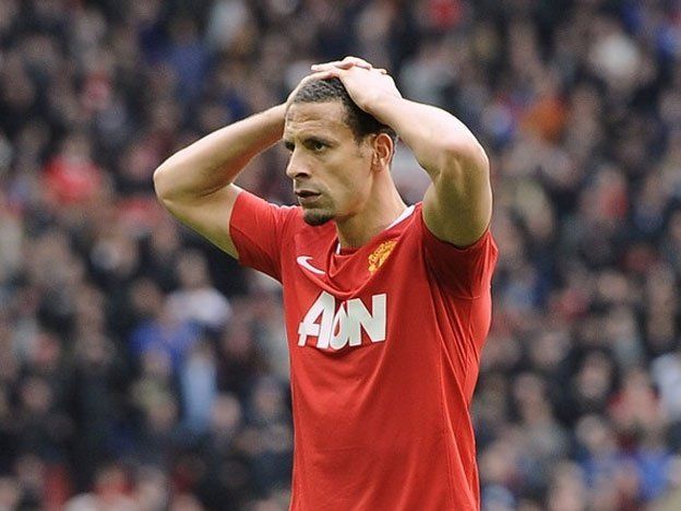 Manchester United empató y le dio esperanzas al City