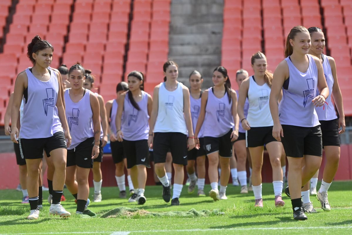 Fútbol femenino de calidad: una mendocina viajará a España para afianzar su carrera gracias al programa Ídolas del Futuro