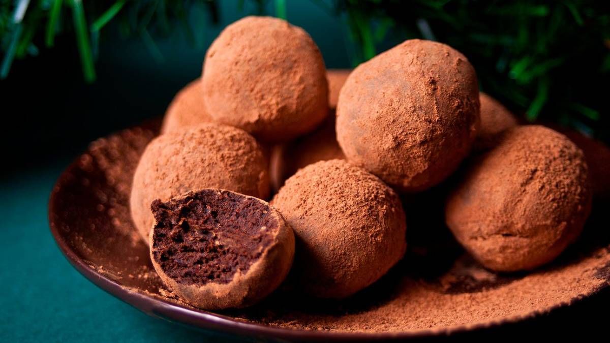 Recetas: aprende a preparar las Trufas de chocolate con leche en polvo. Foto: gentileza 65ymas Recetas: aprende a preparar las Trufas de chocolate con leche en polvo. Foto: gentileza 65ymas