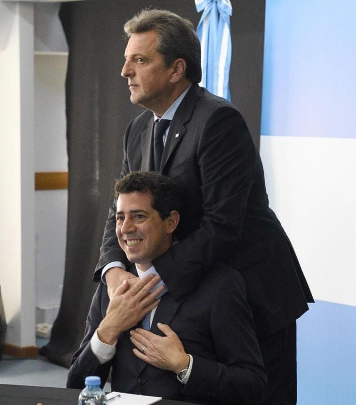 Afectuoso. Sergio Massa con Wado de Pedro.