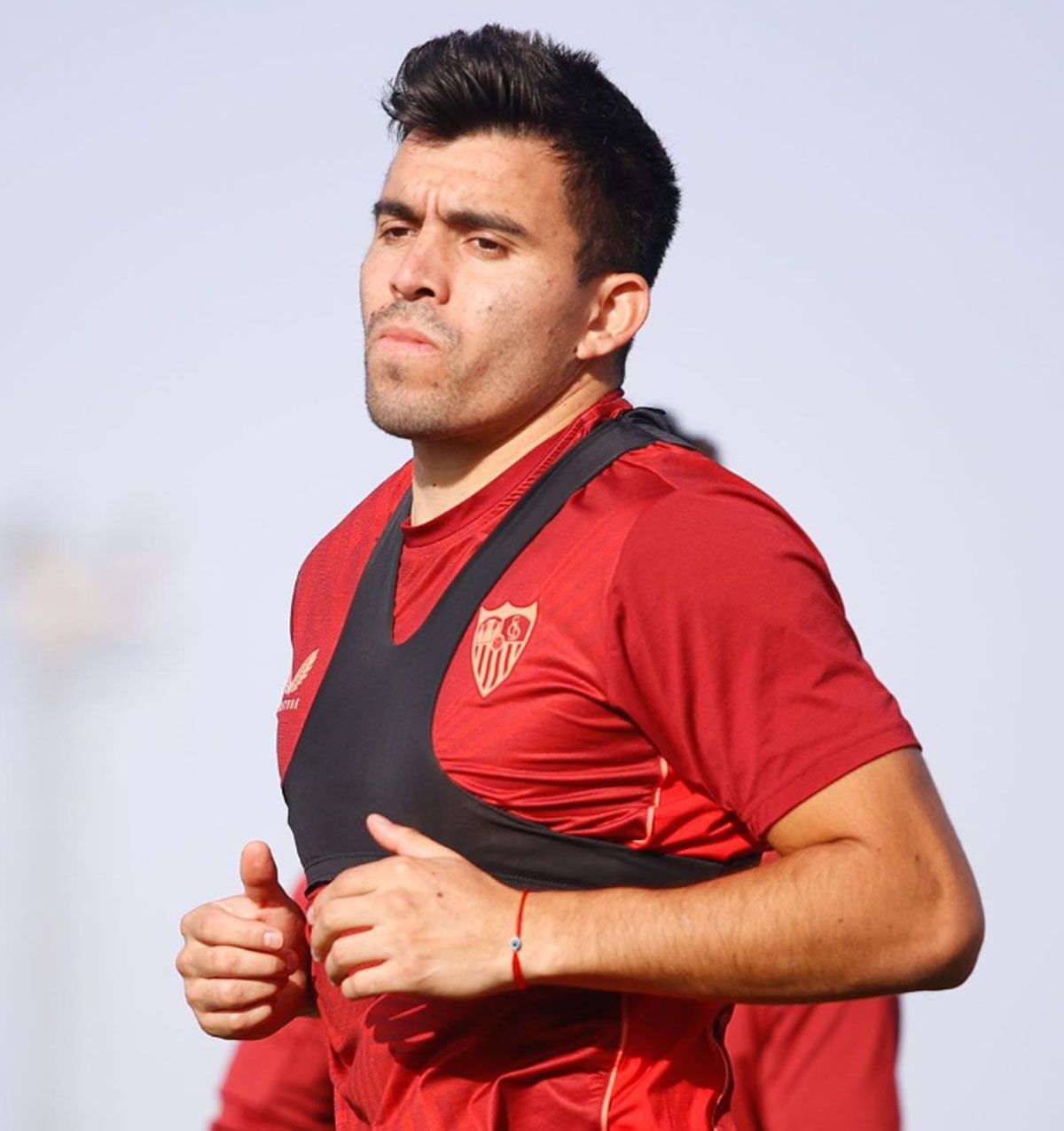 Marcos Acuña no jugará en el Sevilla, igual que el Papu Gómez