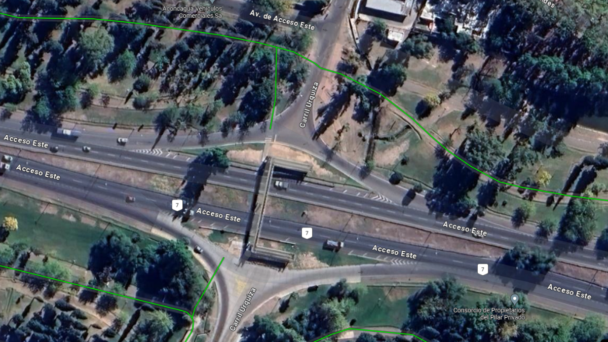 El proyecto busca unir Urquiza de los dos lados del Acceso Este, con rotondas a nivel del Acceso Este o elevar la calzada del Acceso como en la bajada de Arenales. El proyecto busca unir Urquiza de los dos lados del Acceso Este, con rotondas a nivel del Acceso Este o elevar la calzada del Acceso como en la bajada de Arenales.