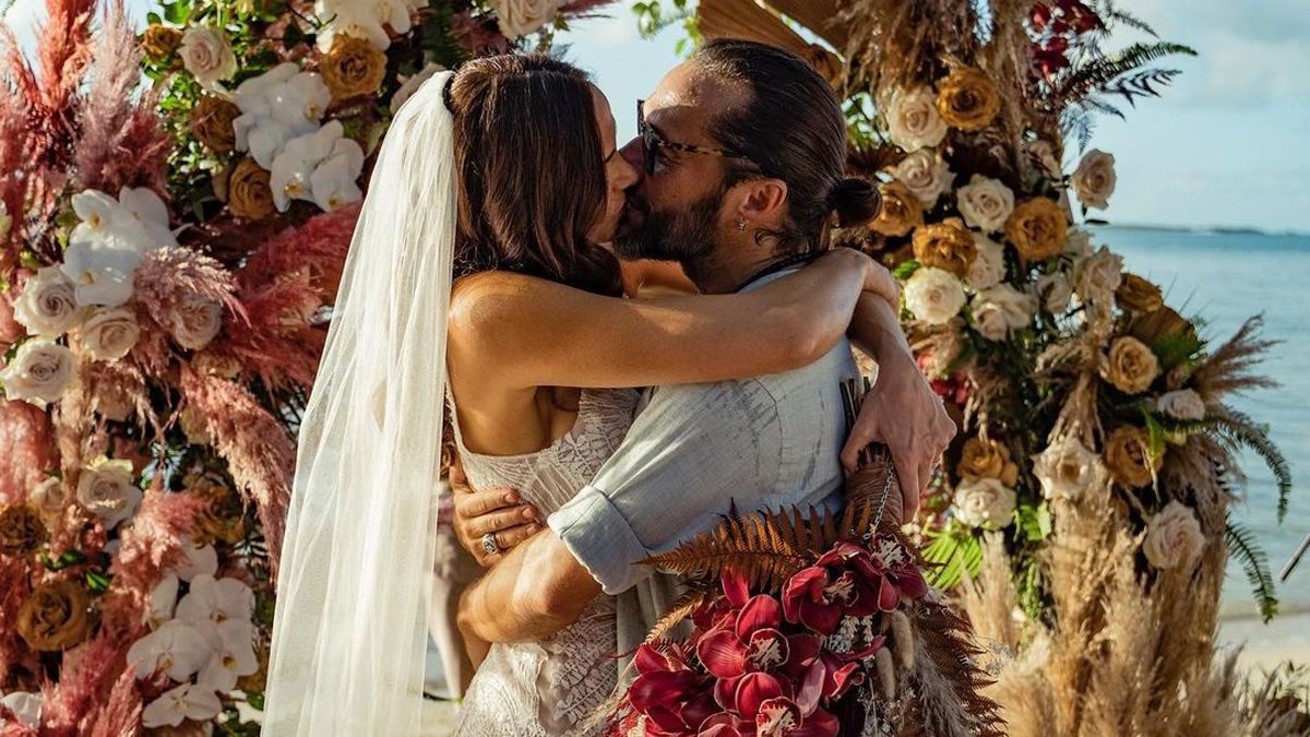 Débora Bello y Diego Torres se casaron.