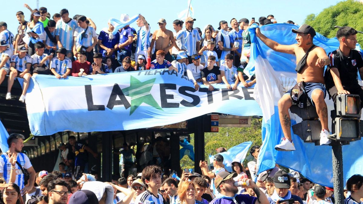 Hubo muchos actos de vandalismo durante los festejos de la Selección argentina en Buenos Aires.