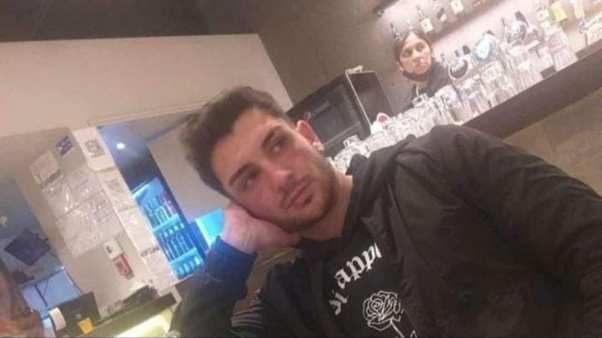 Axel Camaño salió de su casa el sábado al mediodía. Al no saber de él, su familia y amigo realizaron una campaña en las redes sociales para buscarlo.