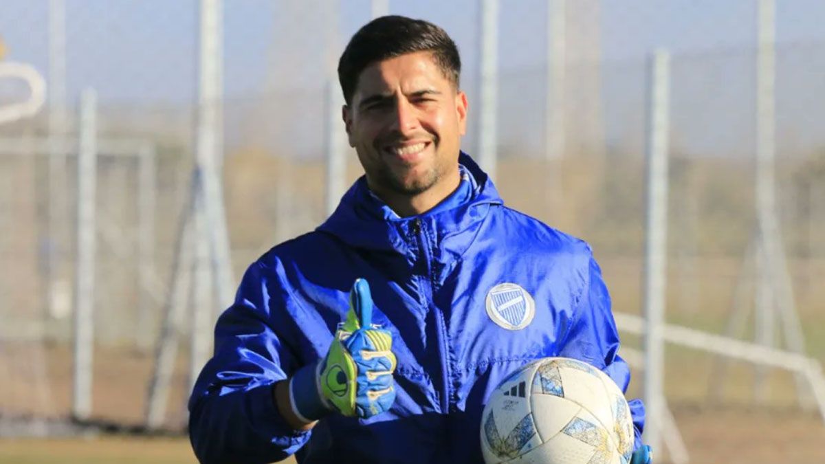 Petroli cumplió 26 años este martes y estará en el arco de Godoy Cruz para enfrentar a Rosario Central.