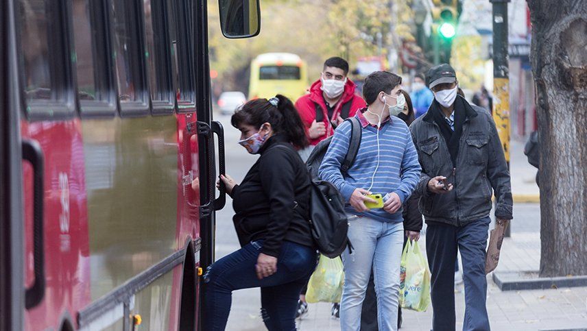 Hasta qué hora funcionarán los micros en Mendoza y desde cuándo