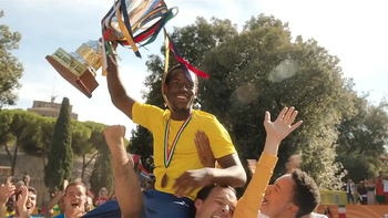 El juego bonito, la película de Netflix sobre los jugadores de fútbol callejero