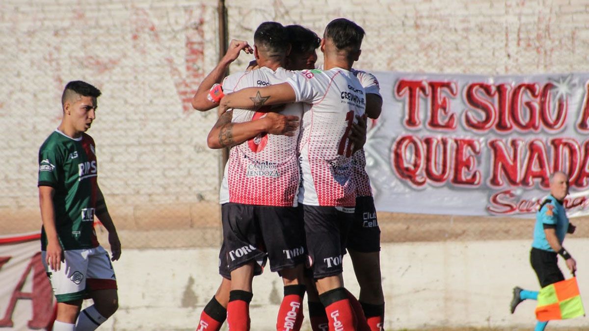 Marcos Barrera se fue enojadísimo con el árbitro