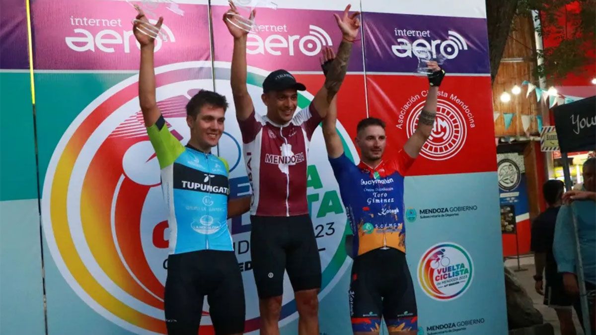 Mauricio Páez se quedó con la segunda etapa de la Vuelta de Mendoza 2023.