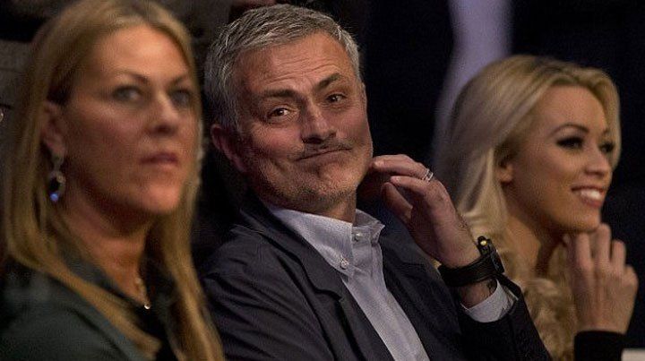 Siempre polémico: Mourinho se burló del Barcelona