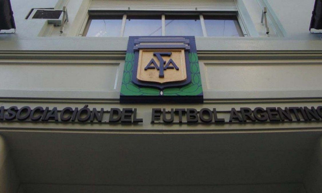La FIFA intervino AFA, destituyó a Segura y habrá comisión normalizadora