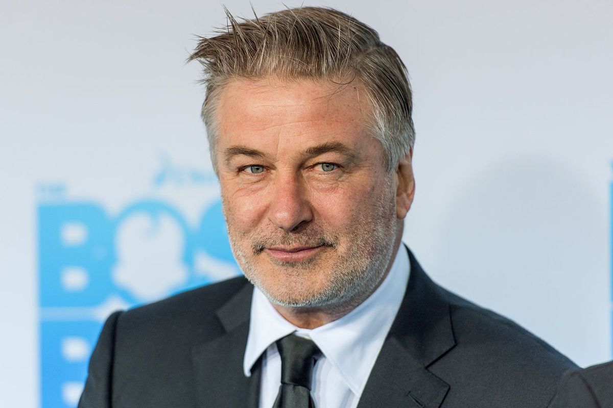 Alec Baldwin estrenó el western maldito donde mató a la directora de fotografía Halyna Hutchins