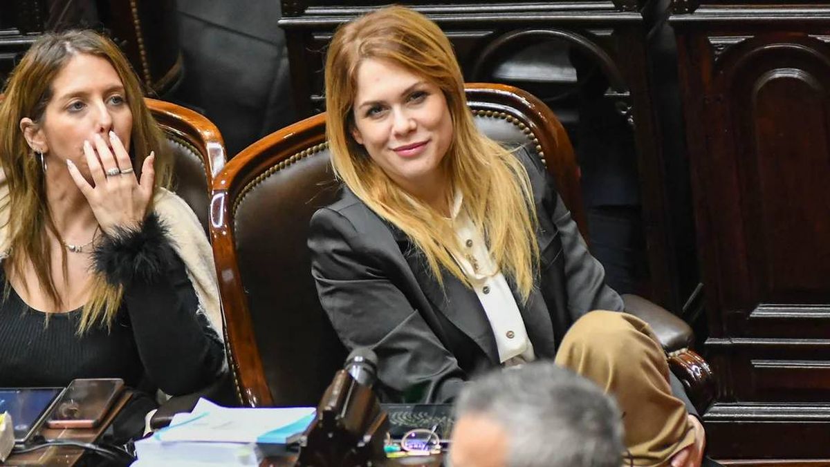 Lilia Lemoine. Lilia Lemoine.