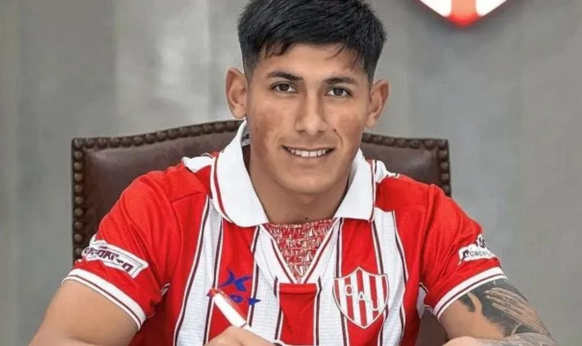 Lautaro Vargas tiene 20 a&ntilde;os.