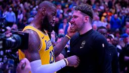 LeBron James y Luka Doncic.