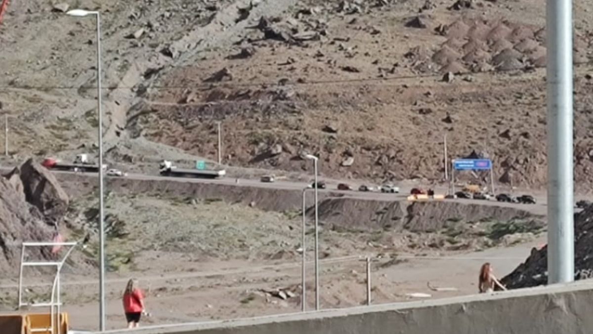 Una postal del paso a Chile tomada este viernes. Foto: Osvaldo Valle.