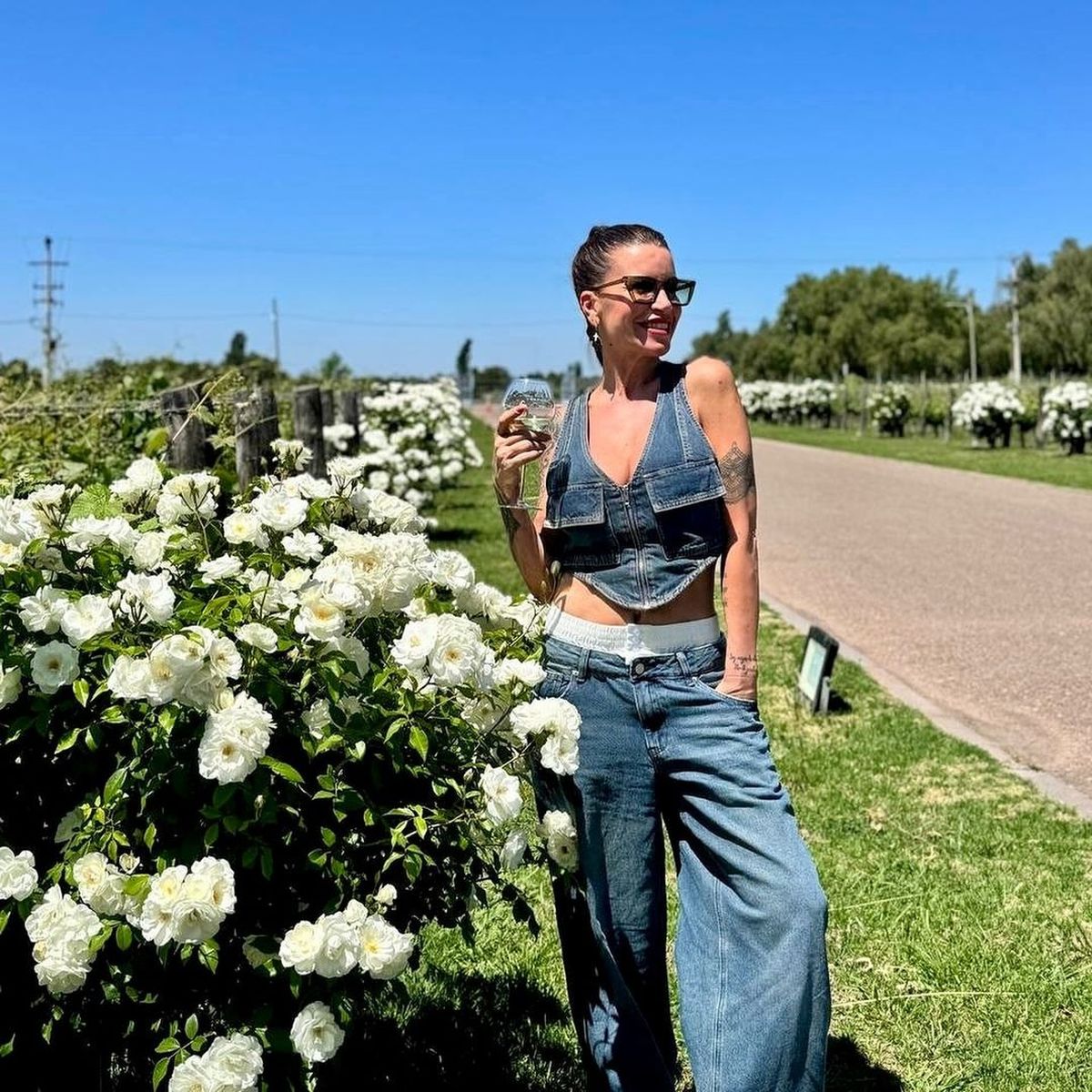 Desde Mendoza, Florencia Peña confirma que es la reina del calzoncilito a la vista en clave off-white. Desde Mendoza, Florencia Peña confirma que es la reina del calzoncilito a la vista en clave off-white.