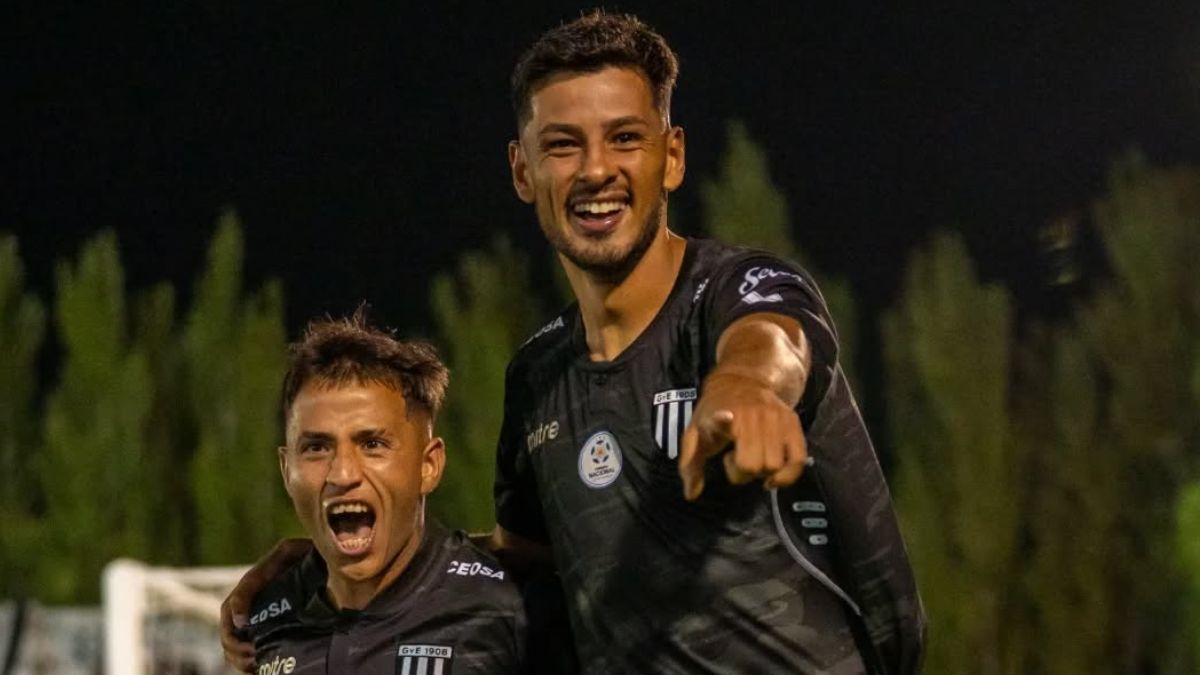Nicolás Ferreyra le marcó el gol a Estudiantes de Río Cuarto en la primera rueda en la igualdad 1 a 1 en el Parque. Nicolás Ferreyra le marcó el gol a Estudiantes de Río Cuarto en la primera rueda en la igualdad 1 a 1 en el Parque.
