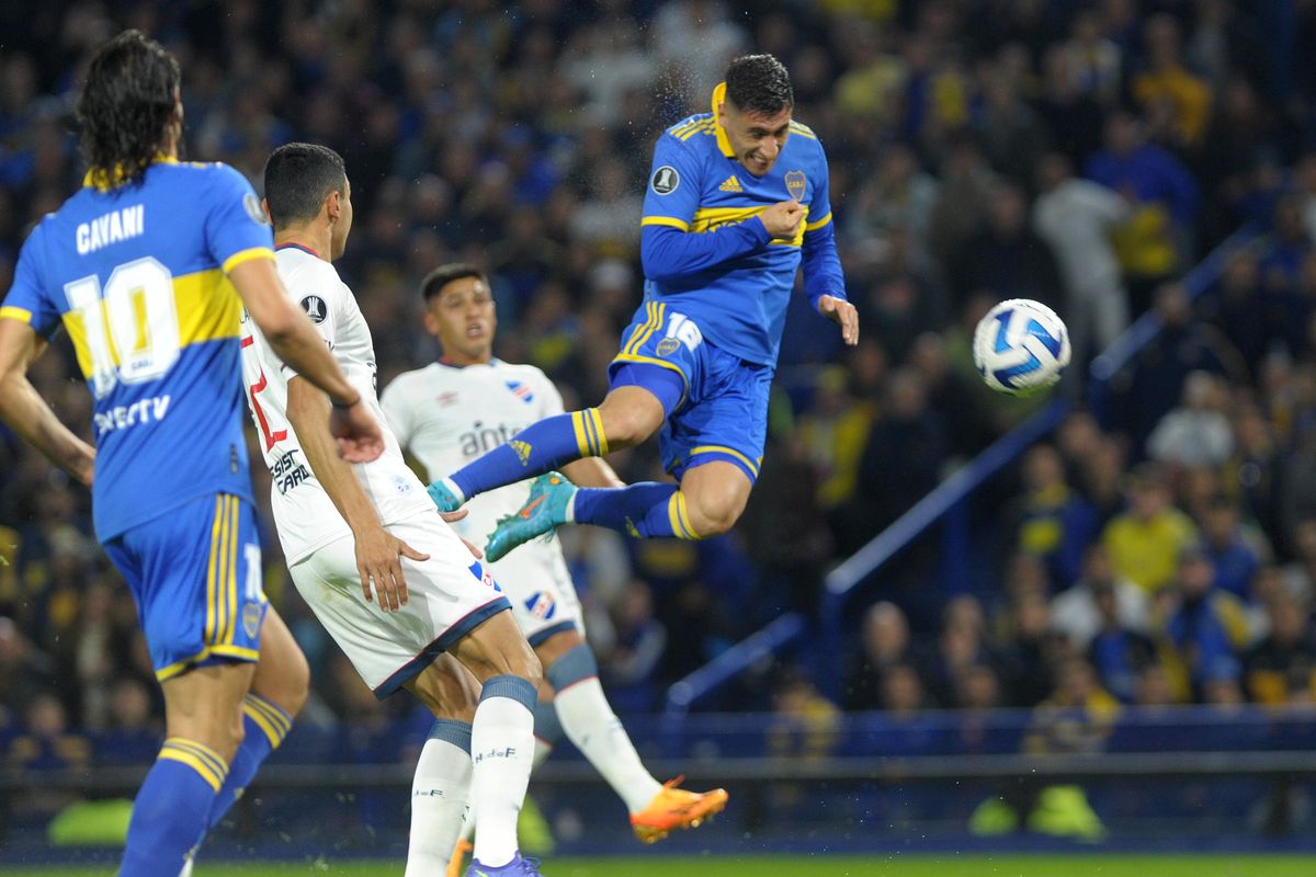 El cabezazo de Merentiel para abrir el marcador entre Boca y Nacional El cabezazo de Merentiel para abrir el marcador entre Boca y Nacional