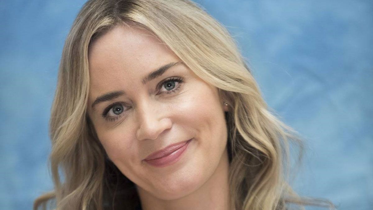 La actriz Emily Blunt interpreta a Liza Drake en la película de Netflix.