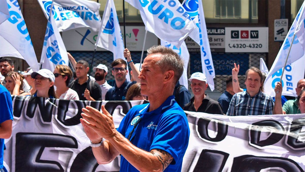 Confirmaron aumento del 23% y el básico de estos trabajadores alcanzará el $1.000.000. Confirmaron aumento del 23% y el básico de estos trabajadores alcanzará el $1.000.000.