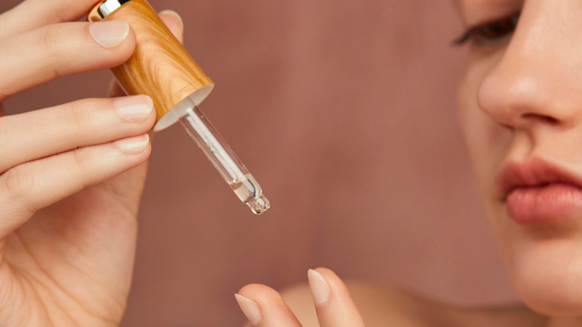 Qué es el silicio orgánico y por qué lo recomiendan a partir de los 40 años para mejorar la piel y fortalecer los huesos. Foto: Freepik. Qué es el silicio orgánico y por qué lo recomiendan a partir de los 40 años para mejorar la piel y fortalecer los huesos. Foto: Freepik.