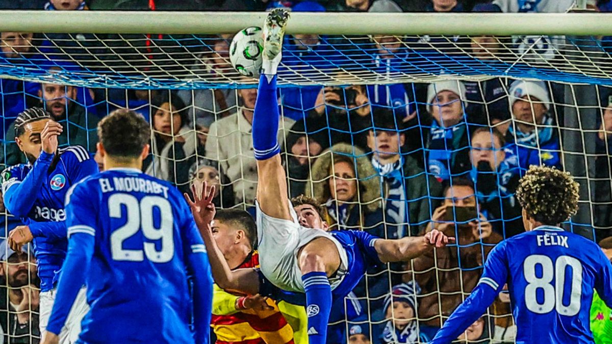 Golazo de chilena de Panichelli, el delantero que River ignoró y la rompe en el fútbol europeo