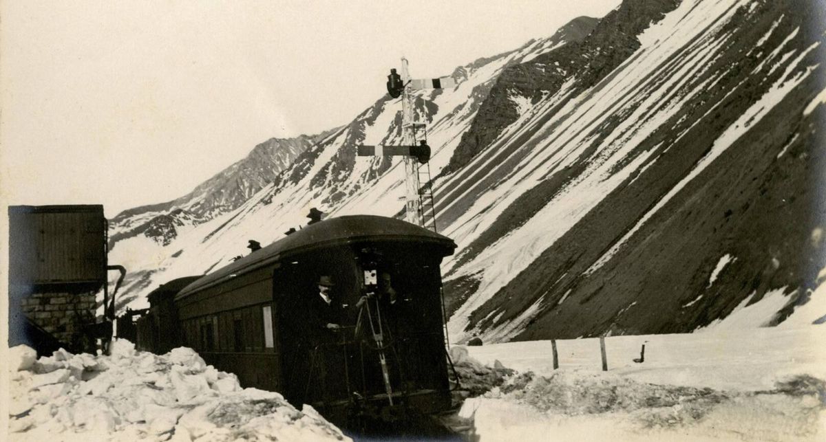 Inaugurado a principios de 1900, el Tren Trasandino hace medio siglo que no funciona. Inaugurado a principios de 1900, el Tren Trasandino hace medio siglo que no funciona.