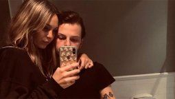Juanita Tinelli enamoradísima y a los besos en Instagram