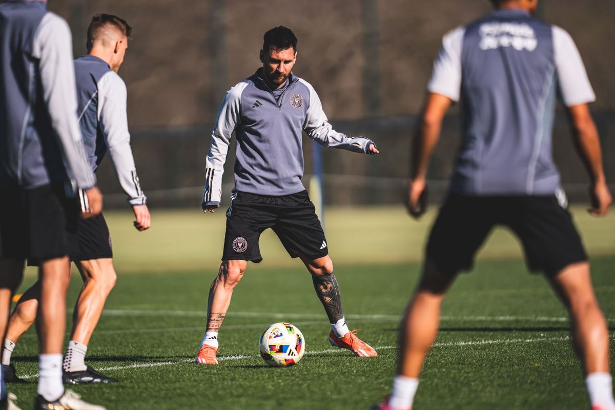 Messi se entrenó en Miami antes de viajar a Kansas.