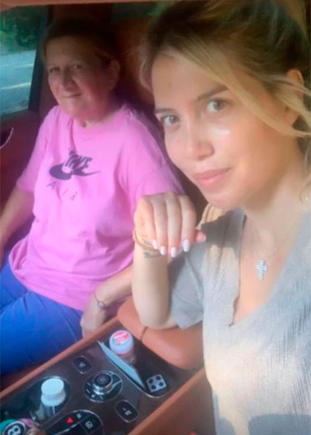 Wanda Nara junto a su ex empleada María Carmen Cisnero Reboledo.
