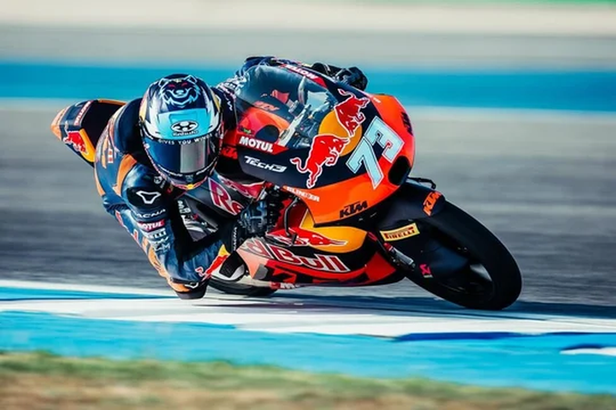 El hispano- argentino Valentín Perrone se metió entre los 10 primeros que largaran en Moto3 en el Gran Premio de Argentina del MotoGP.