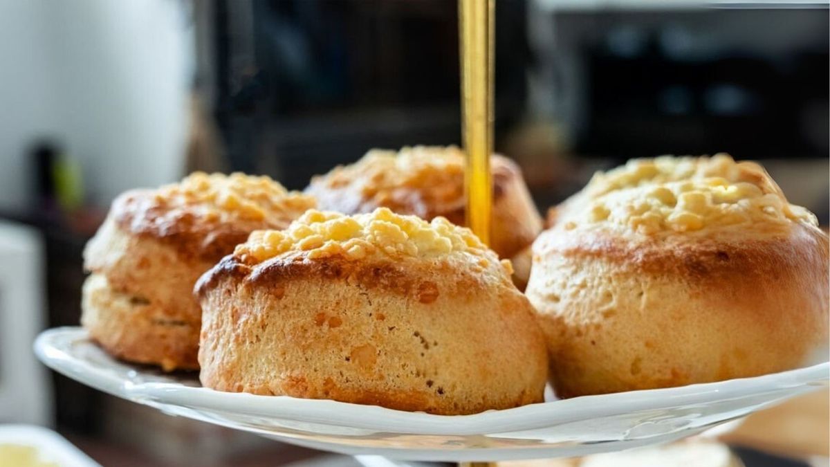La receta de los scones de queso es práctica y sencilla para la hora del té. Foto: iStock.
