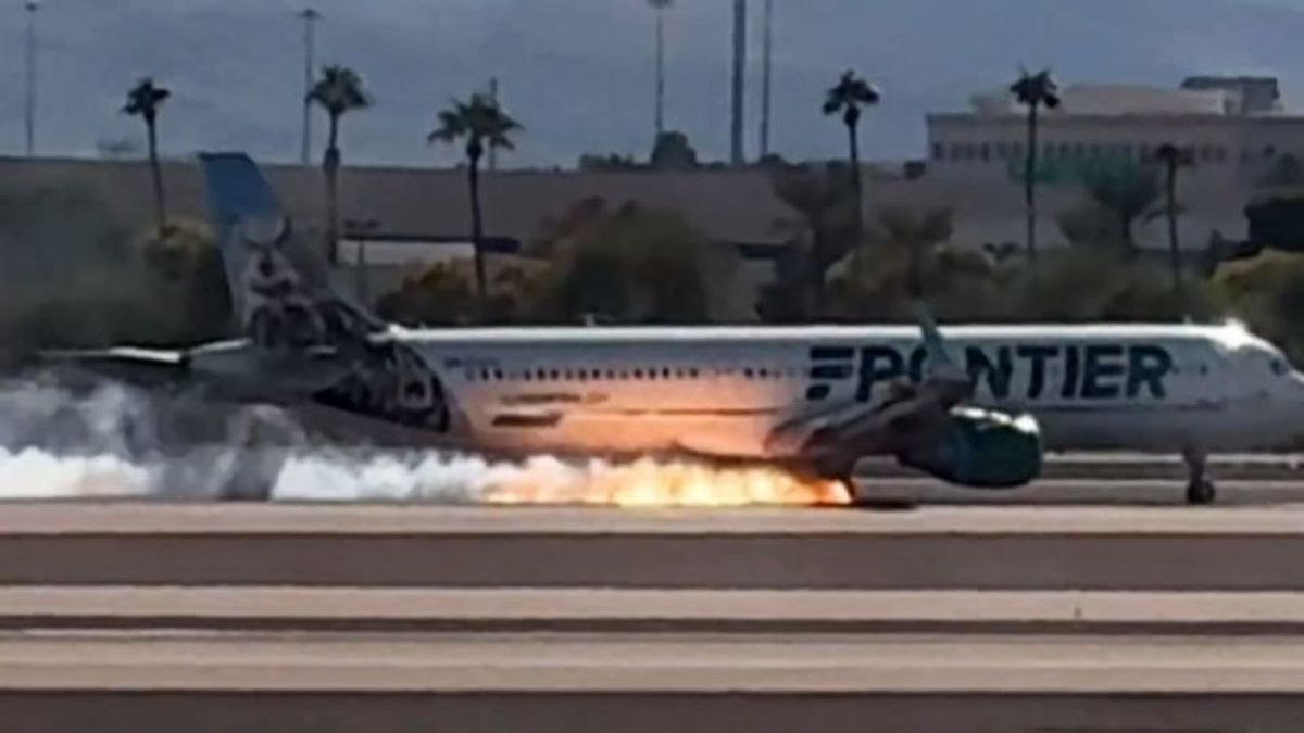 El avión se incendió al aterrizar: se investigan las causas.
