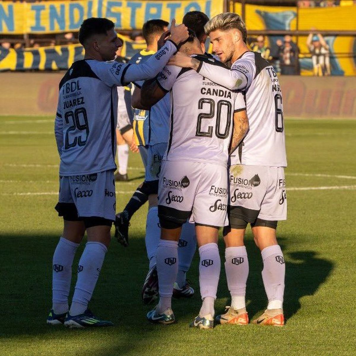 Jhonatan Candia fue el autor del único gol del encuentro. Jhonatan Candia fue el autor del único gol del encuentro.
