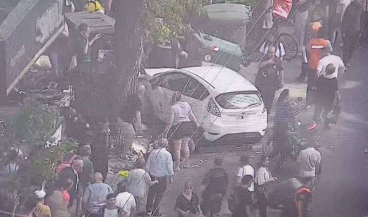Hubo caos generalizado por el accidente en C&oacute;rdoba, que dej&oacute; siete heridos.
