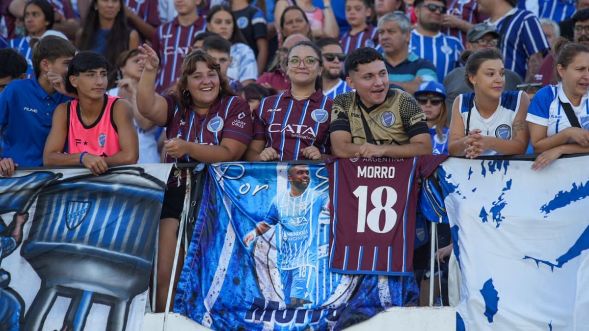 Godoy Cruz recordó al Morro García a 4 años de su muerte. Godoy Cruz recordó al Morro García a 4 años de su muerte.