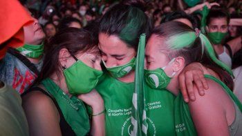 Denuncian por prevaricato a la jueza que suspendió la aplicación de la IVE 