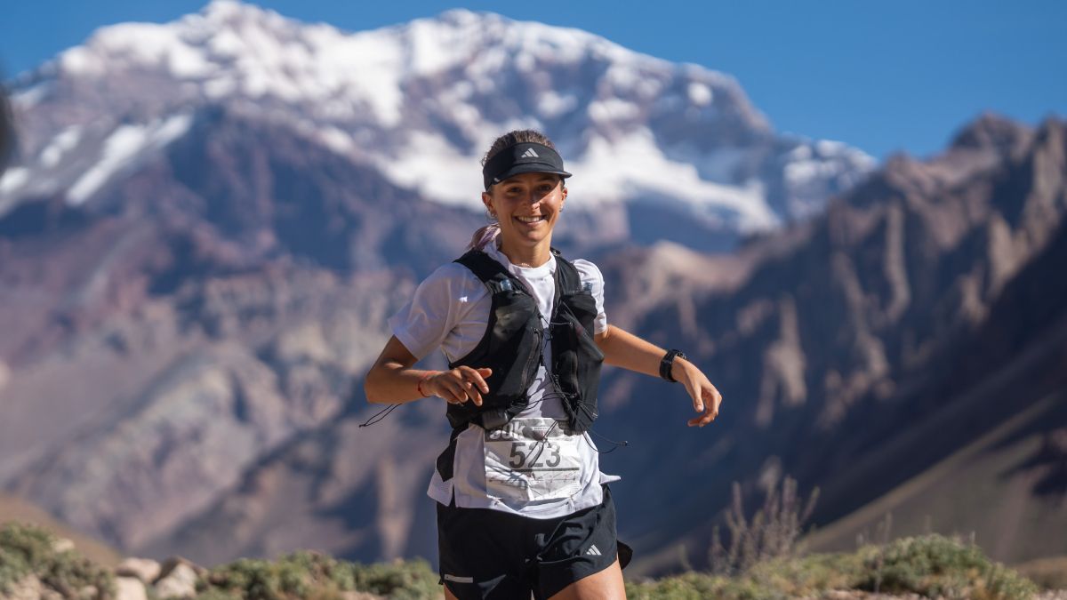 Bianca Domínguez fue tercera en la General de los 50k y ganadora entre las mujeres para esa distancia. Bianca Domínguez fue tercera en la General de los 50k y ganadora entre las mujeres para esa distancia.