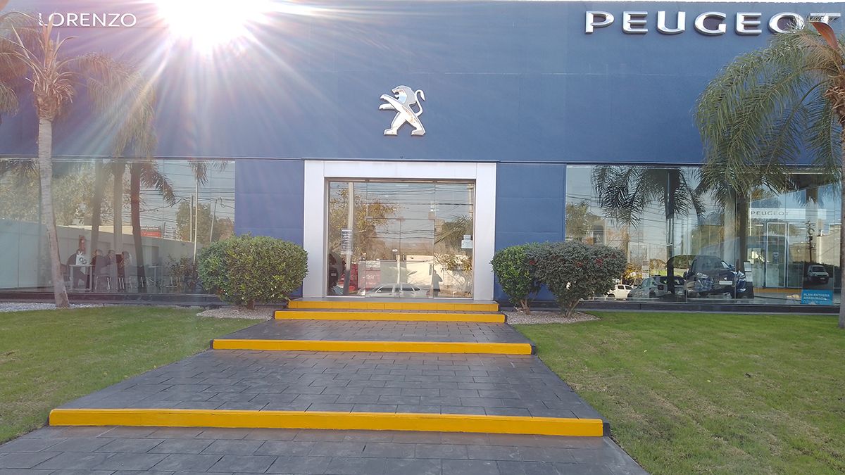 &nbsp;Lorenzo Automobile, es el nuevo Concesionario Oficial Peugeot de la firma.